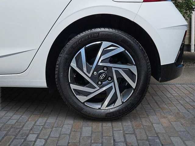 Hyundai I20 1.0 T-GDi Advance 100 ps Manual White