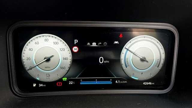 Hyundai KONA 64KWH PREMIUM AUTO 5DR (10.5KW CHARGER)