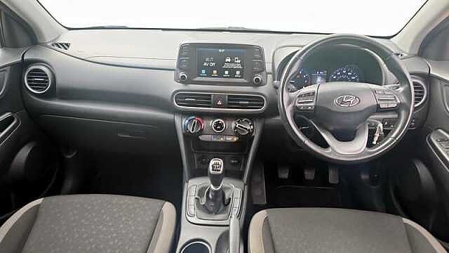 Hyundai KONA PLAY 1.0 TURBO PETROL MANUAL