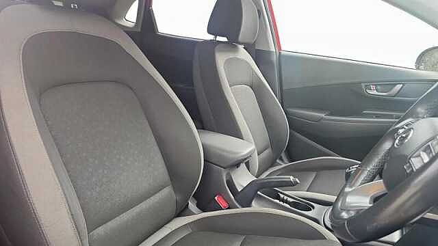 Hyundai KONA PLAY 1.0 TURBO PETROL MANUAL