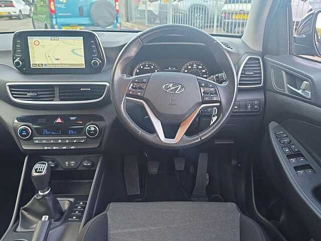 Hyundai TUCSON SE NAV 1.6 PETROL TURBO 177PS MANUAL