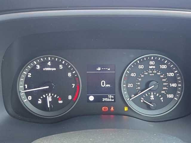 Hyundai TUCSON SE NAV 1.6 PETROL TURBO 177PS MANUAL