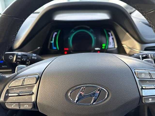 Hyundai IONIQ Premium Hev S-A Blue