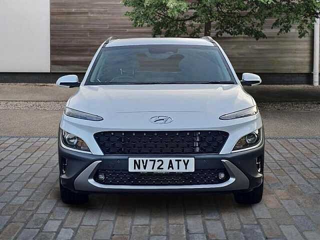 Hyundai KONA Premium T-Gdi Mhev White