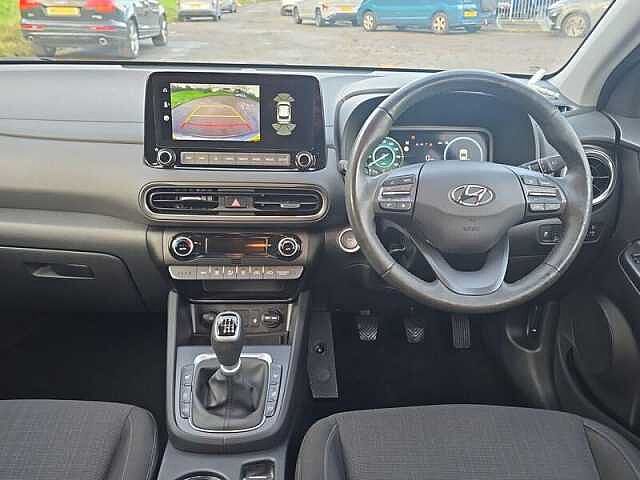 Hyundai KONA Premium T-Gdi Mhev White