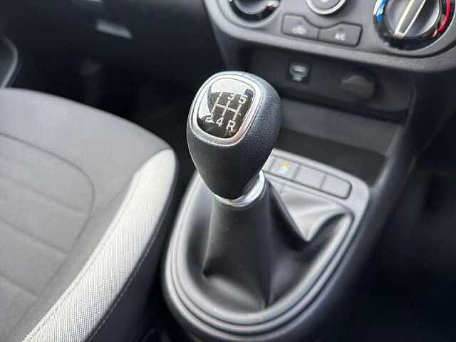 Hyundai i10 5dr Hat 1.0 Mpi 67ps SE Connect