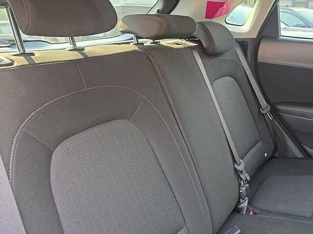 Hyundai KONA 1.0 T-GDi MHEV Premium SUV 5dr Petrol Hybrid Manual Euro 6 (s/s) (120 ps) Black