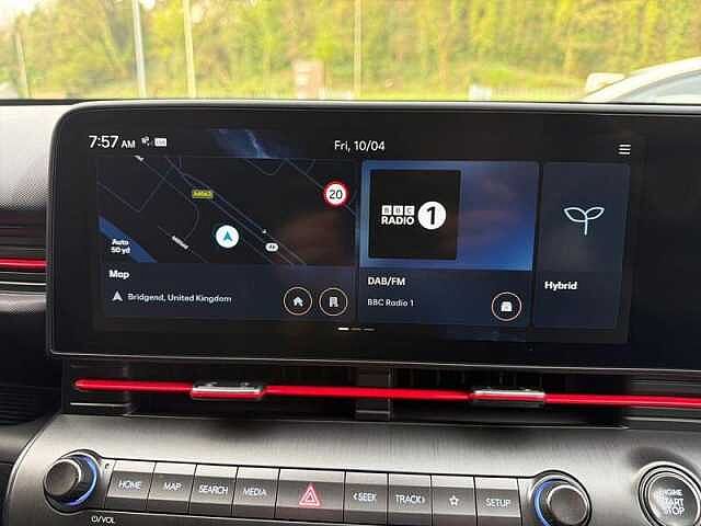 Hyundai KONA 1.6 h-GDi N Line S SUV 5dr Petrol Hybrid DCT Euro 6 (s/s) (141 ps) White