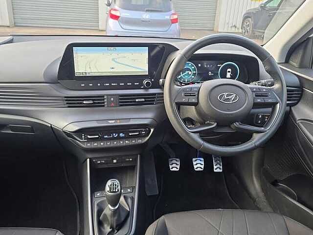 Hyundai BAYON 1.0 T-GDi MHEV Ultimate SUV 5dr Petrol Hybrid Manual Euro 6 (s/s) (120 ps) White