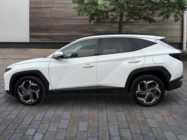 Hyundai TUCSON 1.6 h T-GDi Premium SUV 5dr Petrol Hybrid Auto Euro 6 (s/s) (230 ps) White