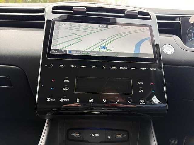 Hyundai TUCSON 1.6 h T-GDi Premium SUV 5dr Petrol Hybrid Auto Euro 6 (s/s) (230 ps) White