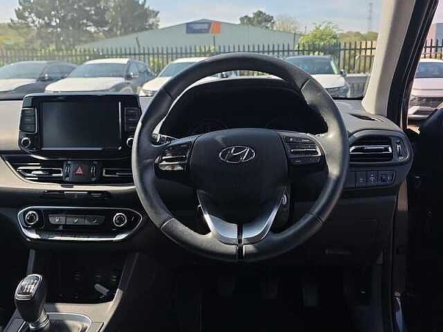 Hyundai i30 5dr Hat 1.0 T-gdi 48v 120ps SE Connect