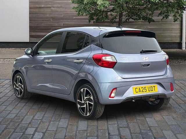 Hyundai I10 5dr Hat 1.0 Mpi 63ps Premium Nav Au Blue