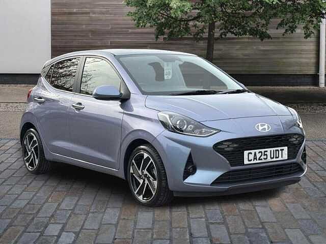 Hyundai i10 1.0 Premium Hatchback 5dr Petrol Auto Euro 6 (s/s) (63 ps)