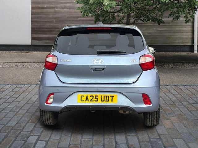 Hyundai i10 1.0 Premium Hatchback 5dr Petrol Auto Euro 6 (s/s) (63 ps)