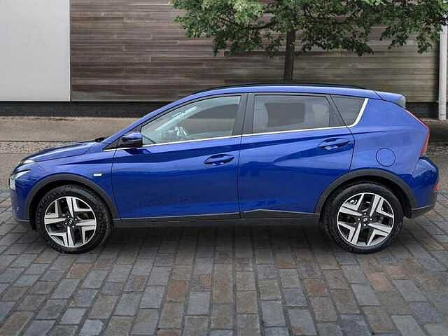 Hyundai BAYON 1.0 T-GDi MHEV Premium SUV 5dr Petrol Hybrid Manual Euro 6 (s/s) (120 ps) Blue