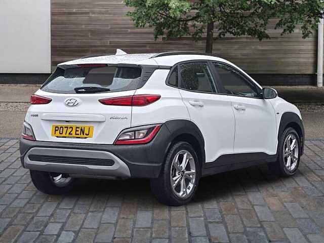 Hyundai KONA 1.0 T-GDi MHEV SE Connect SUV 5dr Petrol Hybrid Manual Euro 6 (s/s) (120 ps) White