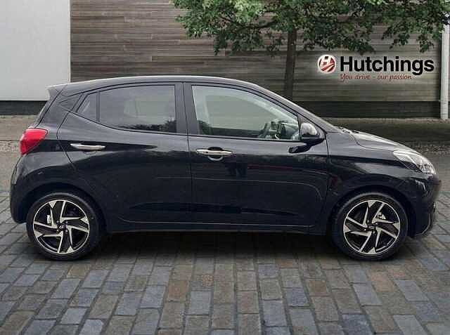 Hyundai i10 5dr Hat 1.2 Mpi 79ps Premium Nav Au