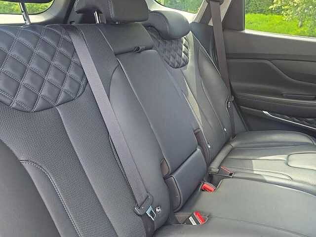 Hyundai SANTA FE 1.6 h T-GDi Premium SUV 5dr Petrol Hybrid Auto Euro 6 (s/s) (230 ps)