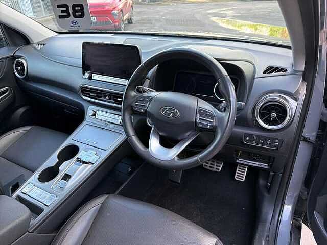 Hyundai KONA 64kWh Ultimate SUV 5dr Electric Auto (10.5kW Charger) (204 ps)