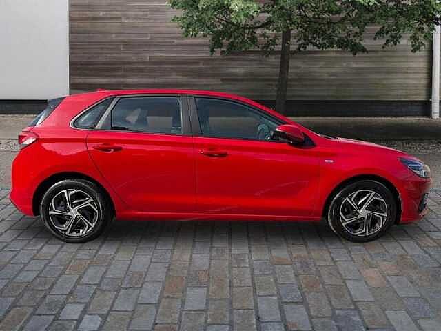 Hyundai I30 1.0 T-GDi MHEV SE Connect Hatchback 5dr Petrol Hybrid Manual Euro 6 (s/s) (120 p Red