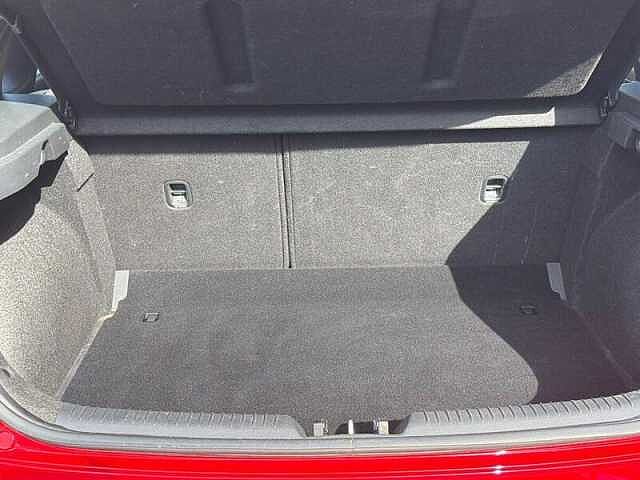 Hyundai I30 1.0 T-GDi MHEV SE Connect Hatchback 5dr Petrol Hybrid Manual Euro 6 (s/s) (120 p Red