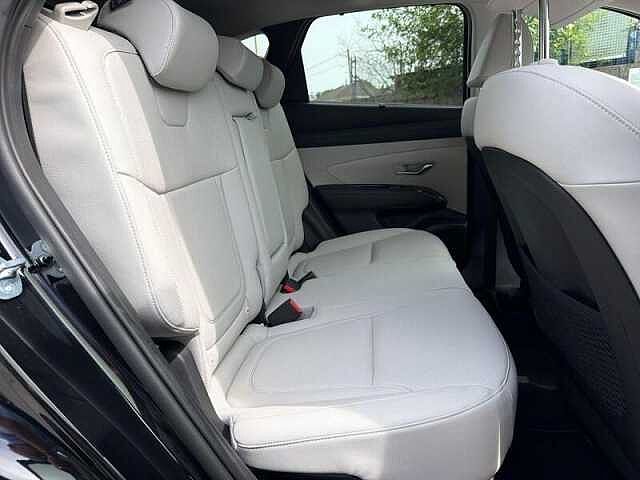 Hyundai TUCSON 1.6 T-GDi Ultimate SUV 5dr Petrol Hybrid Auto Euro 6 (s/s) (215 ps)
