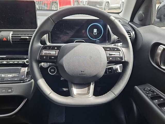 Hyundai INSTER 5dr Hat 85kw 2 49kwh