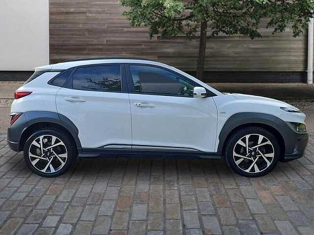 Hyundai KONA 1.0 T-GDi MHEV Premium Hybrid 120 ps