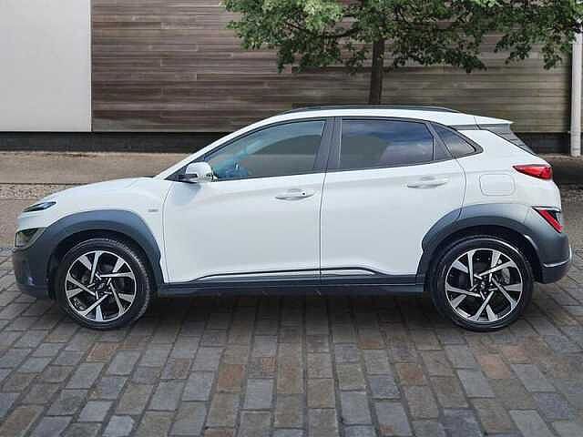 Hyundai KONA 1.0 T-GDi MHEV Premium Hybrid 120 ps