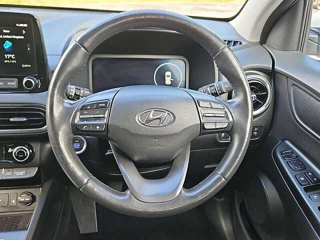 Hyundai KONA 1.0 T-GDi MHEV Premium Hybrid 120 ps