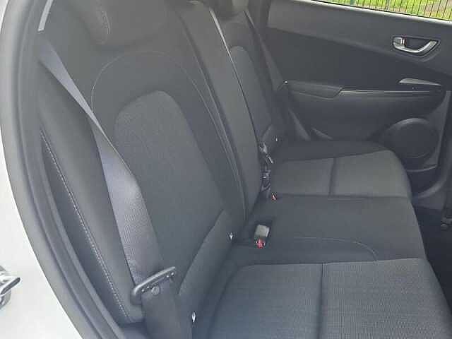 Hyundai KONA 1.0 T-GDi MHEV Premium Hybrid 120 ps
