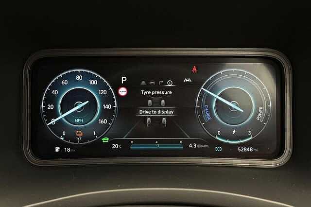 Hyundai KONA 39kWh Premium SUV 5dr Electric Auto (10.5kW Charger) (136 ps)