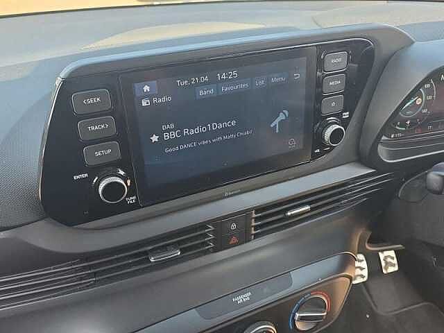 Hyundai BAYON 1.0 T-GDi MHEV SE Connect SUV 5dr Petrol Hybrid Manual Euro 6 (s/s) (100 ps) Red