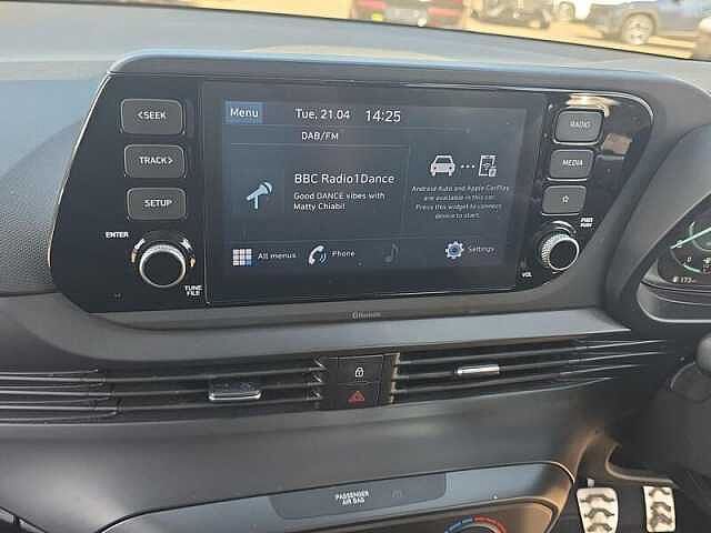 Hyundai BAYON 1.0 T-GDi MHEV SE Connect SUV 5dr Petrol Hybrid Manual Euro 6 (s/s) (100 ps) Red