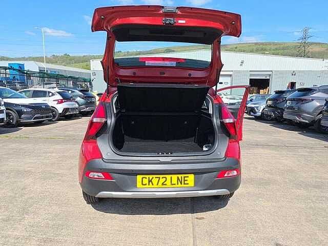 Hyundai BAYON 1.0 T-GDi MHEV SE Connect SUV 5dr Petrol Hybrid Manual Euro 6 (s/s) (100 ps) Red