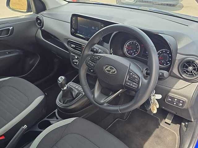 Hyundai i10 1.0 SE Connect Hatchback 5dr Petrol Manual Euro 6 (s/s) (67 ps)