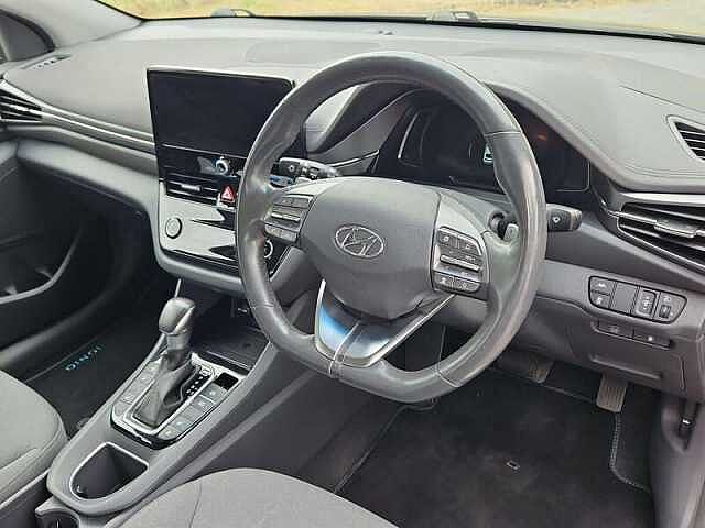 Hyundai IONIQ 1.6 h-GDi Premium Hatchback 5dr Petrol Hybrid DCT Euro 6 (s/s) (141 ps)