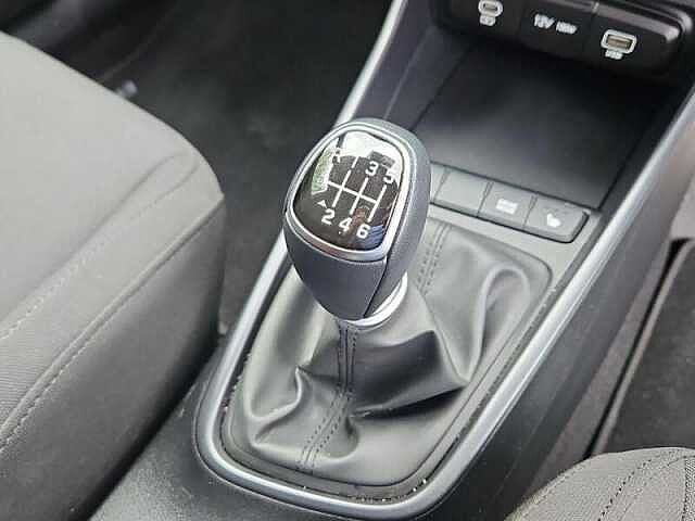 Hyundai BAYON 1.0 T-gdi 90ps Black Line