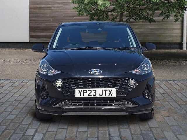 Hyundai i10 1.0 Premium Hatchback 5dr Petrol Auto Euro 6 (s/s) (67 ps)