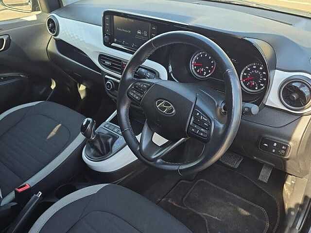 Hyundai i10 1.0 Premium Hatchback 5dr Petrol Auto Euro 6 (s/s) (67 ps)