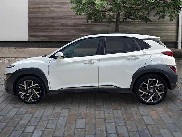 Hyundai KONA 1.6 h-GDi Premium SUV 5dr Petrol Hybrid DCT Euro 6 (s/s) (141 ps)