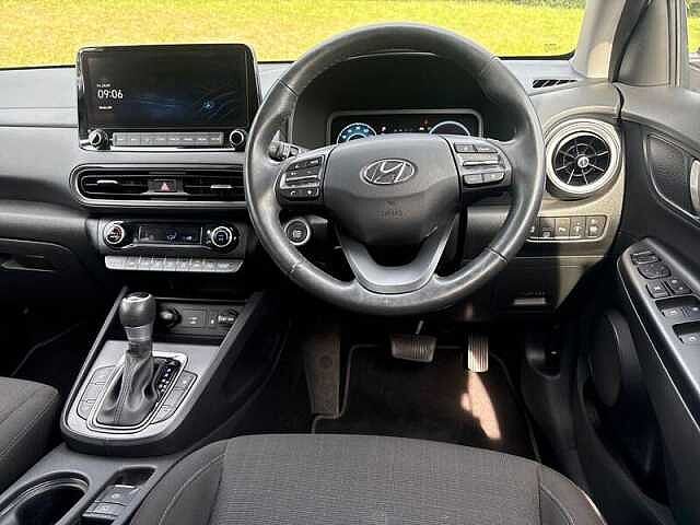 Hyundai KONA 1.6 h-GDi Premium SUV 5dr Petrol Hybrid DCT Euro 6 (s/s) (141 ps)