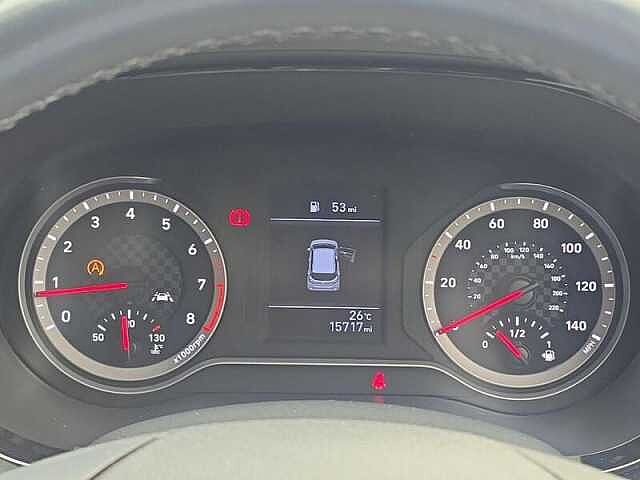 Hyundai i10 1.2 Premium Hatchback 5dr Petrol Manual Euro 6 (s/s) (84 ps)