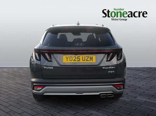 Hyundai TUCSON PLUG-IN HYBRID 1.6 T-GDi 13.8kWh Advance Auto Euro 6 (s/s) 5dr Grey
