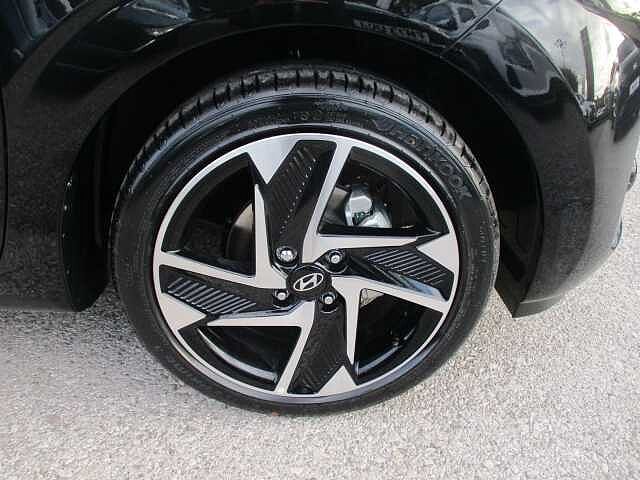 Hyundai I10 1.0 Premium Auto Euro 6 (s/s) 5dr Black