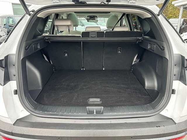 Hyundai TUCSON 1.6 T-GDi Ultimate Auto Euro 6 (s/s) 5dr White
