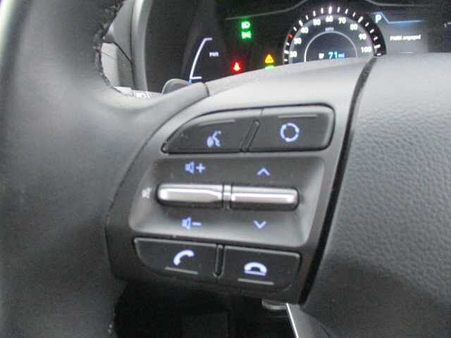 Hyundai KONA 39kWh SE Auto 5dr (10.5kW Charger)