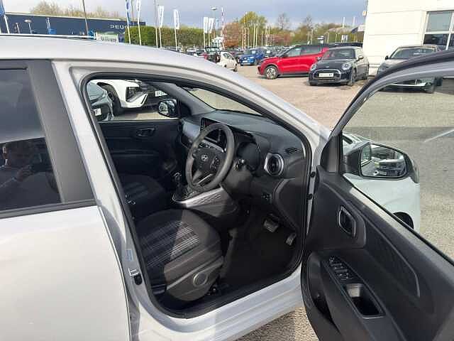 Hyundai I10 1.2 Premium Auto Euro 6 (s/s) 5dr Grey