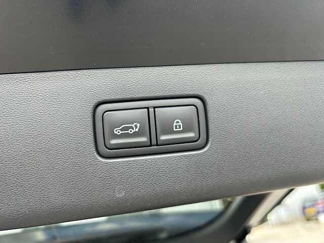 Hyundai IONIQ 9 110kWh Premium Auto 5dr